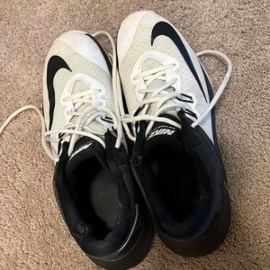 Nike Air Versitile II